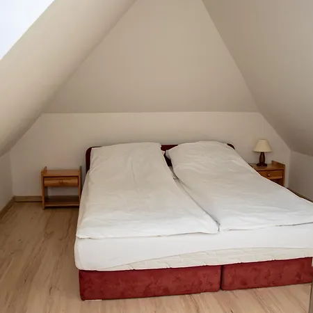 Azyl Casa de hóspedes 3*