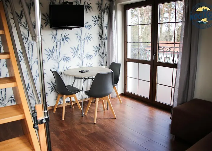 Pensionat Azyl Dębki